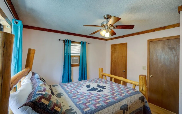 photo 4 of Bears' Choice Cabin