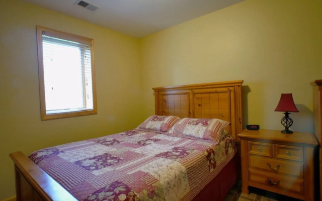 photo 4 of Bear`s Den