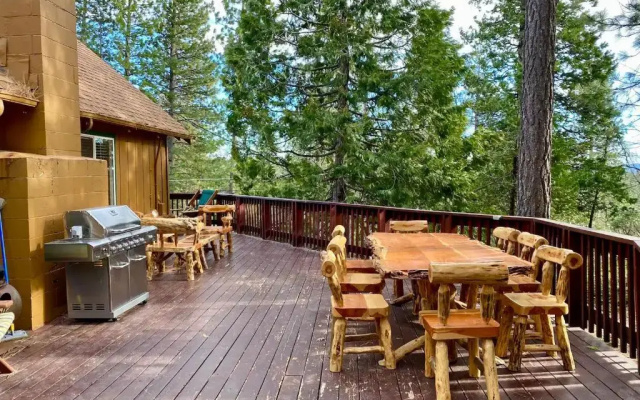 photo 2 of Hot Tub, Deck & View: Peaceful Arnold Cabin!