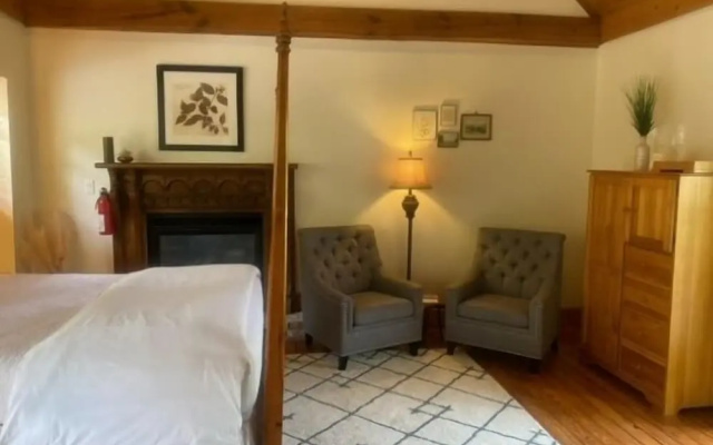 photo 2 of Beaufort House Inn