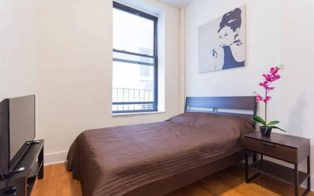 photo 2 of Beautiful 1 Bedroom Apartment