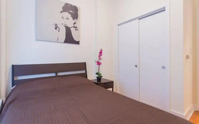 photo 3 of Beautiful 1 Bedroom Apartment