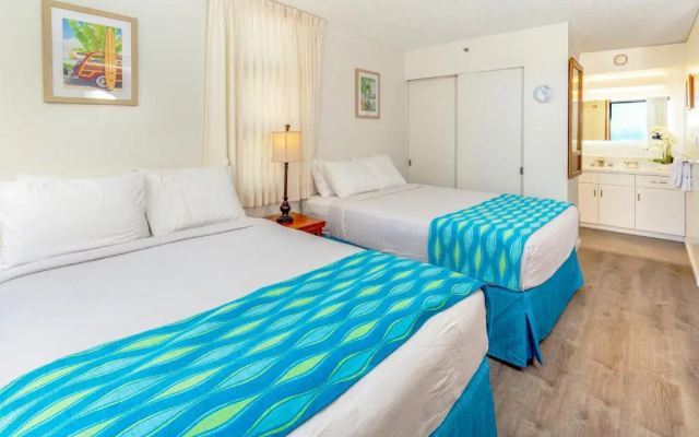 photo 5 of Beautiful 18th Floor with Panoramic Ocean Views 1 Block to Beach Free Parking & Wifi