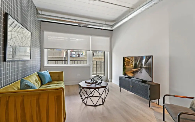 photo 4 of Beautiful 1BR Apt w Laundry in Belmont