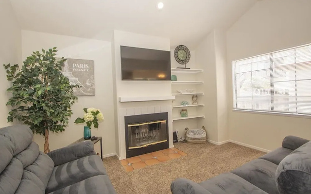 photo 2 of Beautiful 2 Bedroom Detached Apartment, Walk to Downtown Monterey and Fishermans Wharf