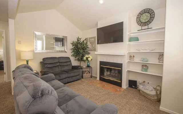 photo 5 of Beautiful 2 Bedroom Detached Apartment, Walk to Downtown Monterey and Fishermans Wharf