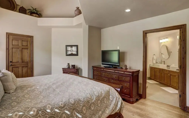 photo 2 of Beautiful 3 Br + In Avon Ge - Lodge At Brookside 3 Bedroom Condo