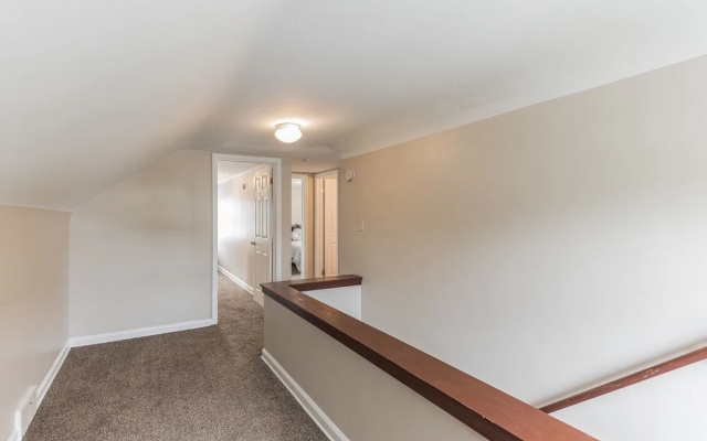 photo 5 of Beautiful 4 Br Home In Lovely Neighborhood - Walk To Pro Football Hof! 4 Bedroom Home by Redawning