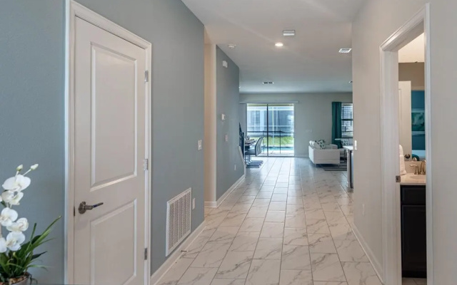 photo 2 of Beautiful 7 Bed Spa Gm Hm Champions Gate-820dsd