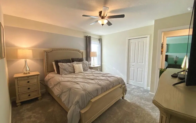 photo 5 of Beautiful 8 Bedroom Home in Champions Gate