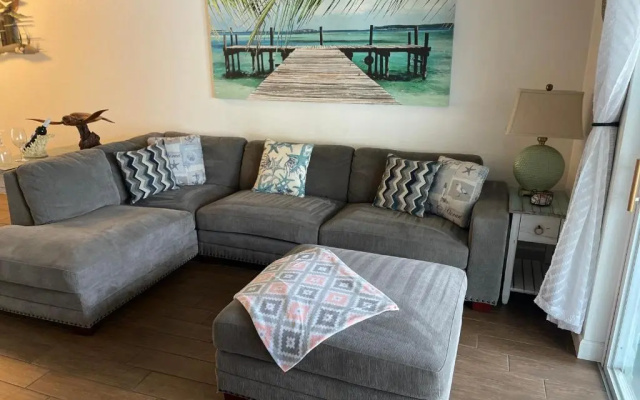 photo 3 of Beautiful Bright & Sparkling 2Bed 1Bath Beach Retreat - Unit 212