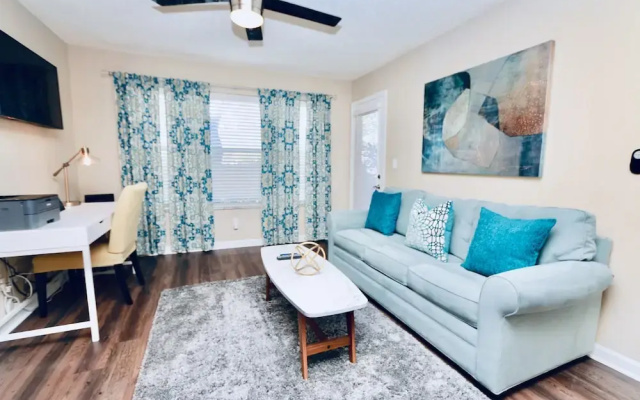 photo 3 of Beautiful Deluxe Clearwater Apartment CP- 803
