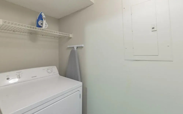 photo 4 of Beautiful Deluxe Clearwater Apartment CP- 803