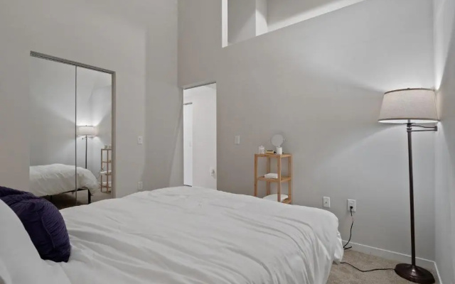 photo 5 of Beautiful Downtown Condo with Amenities Galore 229