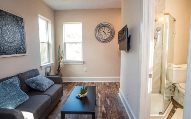 photo 4 of Beautiful Guest House on New Built Home Near Downtown