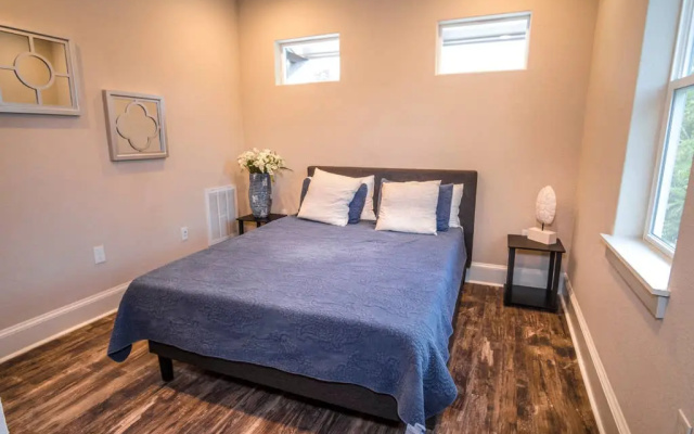 photo 5 of Beautiful Guest House on New Built Home Near Downtown