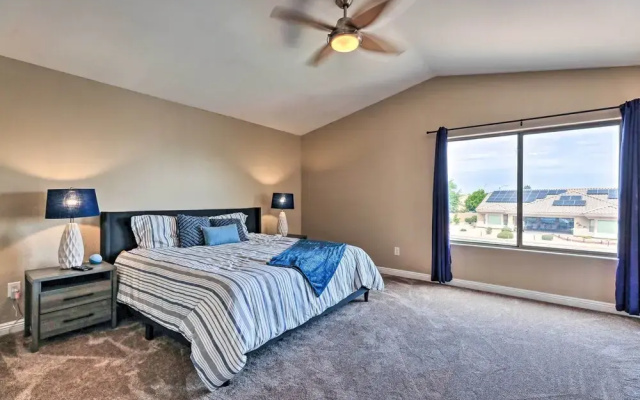 photo 3 of Beautiful Lakefront Peoria Home w/ Community Pool