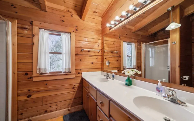photo 5 of Beautiful Log Cabin In The Lake Lure- Close To Mirror Lake - Wifi 2 Bedroom Cabin by Sunscape Property Management
