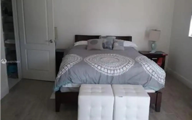 photo 3 of Beautiful Miami 1200 Brickell 2 Bedroom 2 Bathroom Apartment in the Sky Sleeps 4