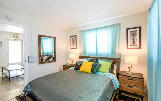 photo 2 of Beautiful Old Apartment with Beach Gear