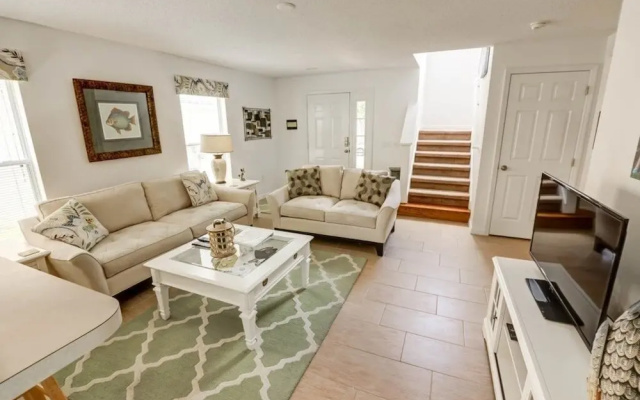 photo 2 of Beautiful Pool Area Gated Community! 4 Bedroom Home
