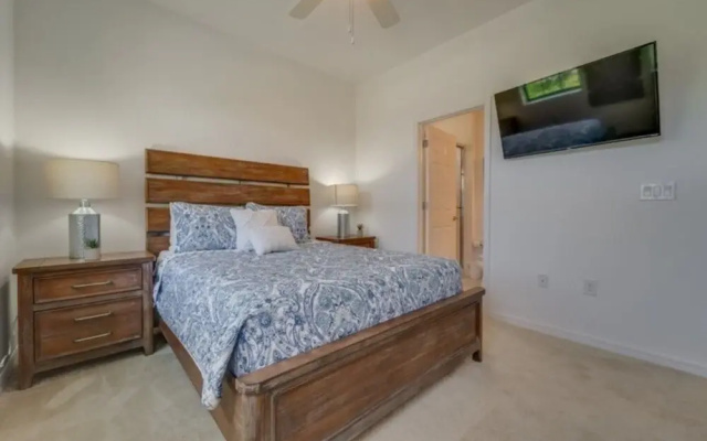 photo 2 of Beautiful Providence Vacation Home 5 Bedroom Home by Redawning