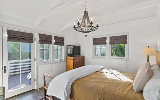 photo 4 of Beautiful Remodeled Home 30 night min
