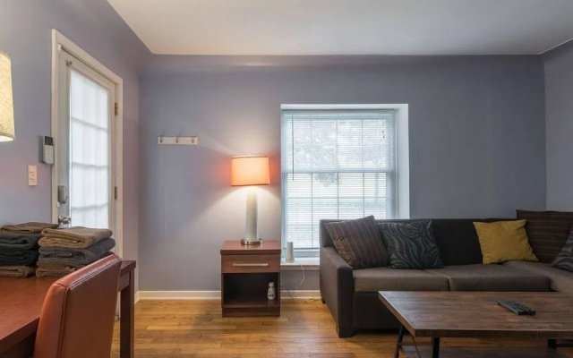 photo 2 of Beautiful Royal Oak Townhouse