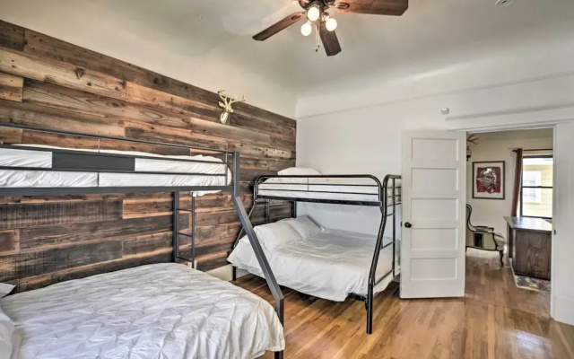 photo 3 of Downtown San Jose Apt w/ Deck: 1 Mi to SAP Center!