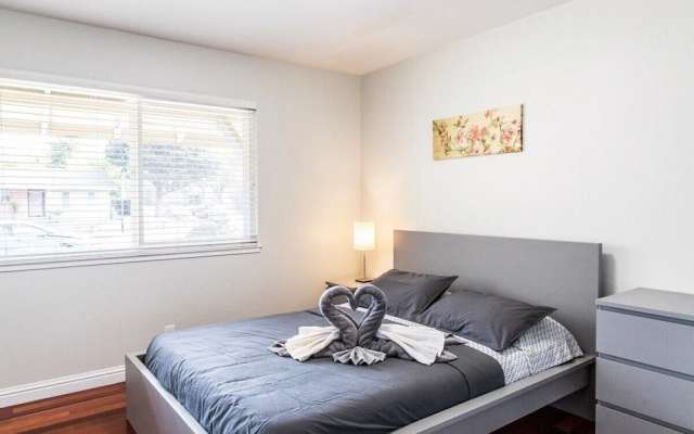 photo 3 of Beautiful Single Family Home in Union City