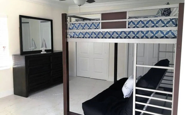 photo 2 of Beautiful Villa, Family Friendly, Access to Dock