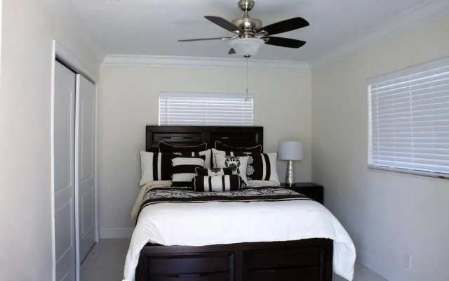 photo 5 of Beautiful Villa, Family Friendly, Access to Dock