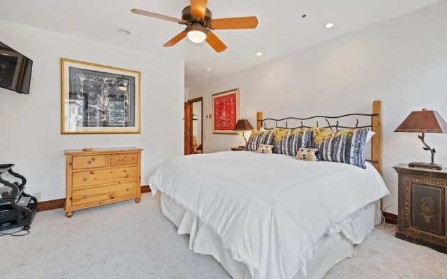 photo 4 of Beaver Creek Centennial 2 Bedroom Residence