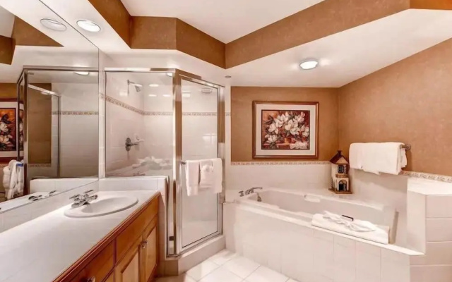 photo 3 of Ski, in Ski out 3 Bedroom Vacation Condo with Resort Amenities