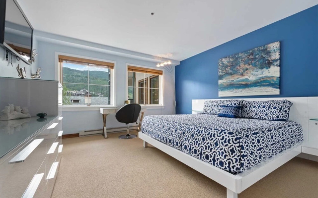 photo 2 of Beaver Creek Village 2 Bedroom Residence in the Heart of the Village!