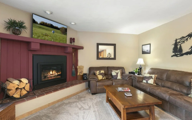 photo 4 of Beaver Creek West S2 2 Condo by RedAwning