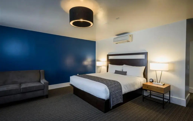 photo 4 of Becks Motor Lodge