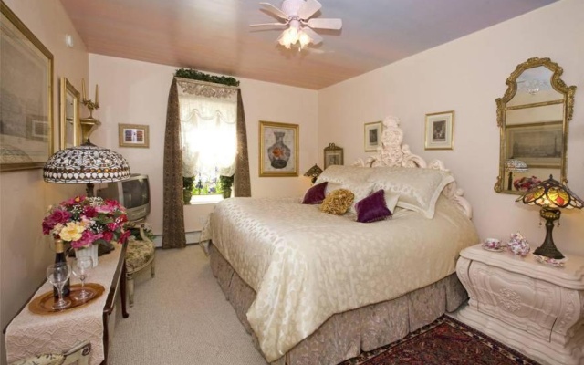 photo 4 of Beds on Clouds