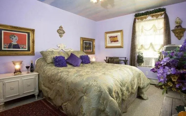photo 5 of Beds on Clouds