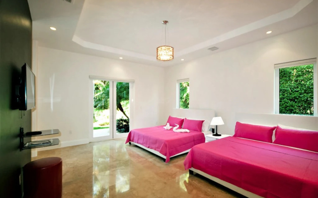 photo 4 of Bel Air Luxury Mansion