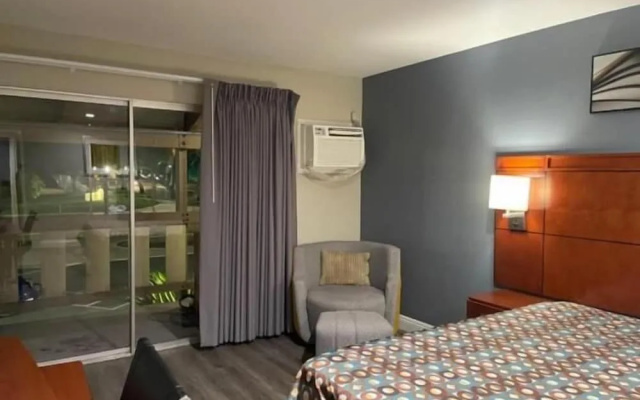 photo 4 of Bel Air Motor Hotel