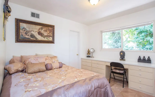 photo 2 of Bel-Air Villa, 3 Bedrooms - Celebrity Area