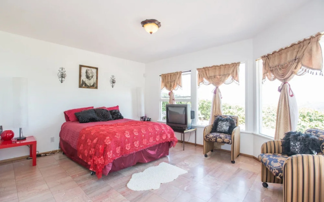 photo 4 of Bel-Air Villa, 3 Bedrooms - Celebrity Area