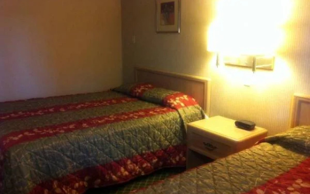 photo 4 of Belcaro Motel