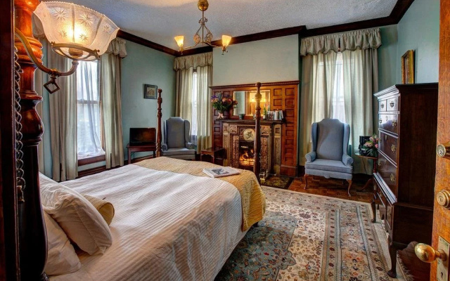 photo 3 of Vinifera Inn a Belhurst Property