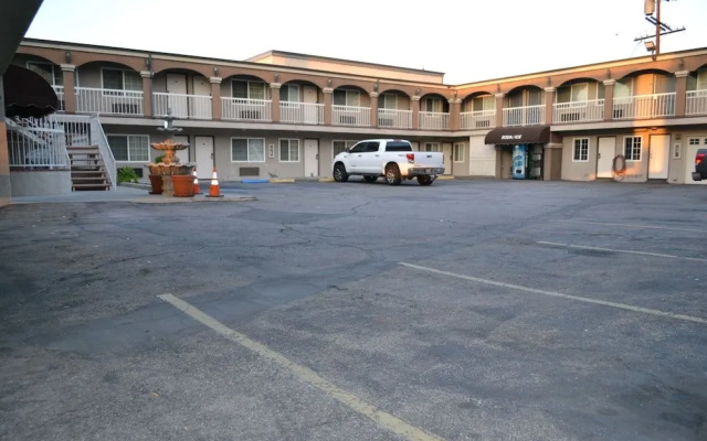 photo 5 of Bell Gardens Inn Los Angeles - Bell Gardens