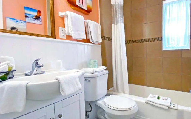 photo 4 of Bella Sirena Inn