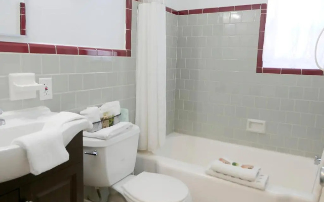 photo 5 of Bella Sirena Inn