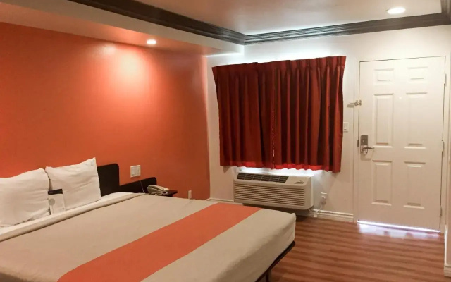 photo 4 of Bella Suites