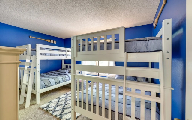 photo 2 of Bella Vista Vacation Rental: Access to Loch Lomond